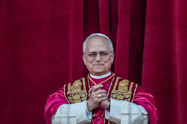 ภาพยนตร์เรื่องใหม่ของ Pope Watches 'Conclave' เล่นเกมขณะรอการเลือกตั้ง